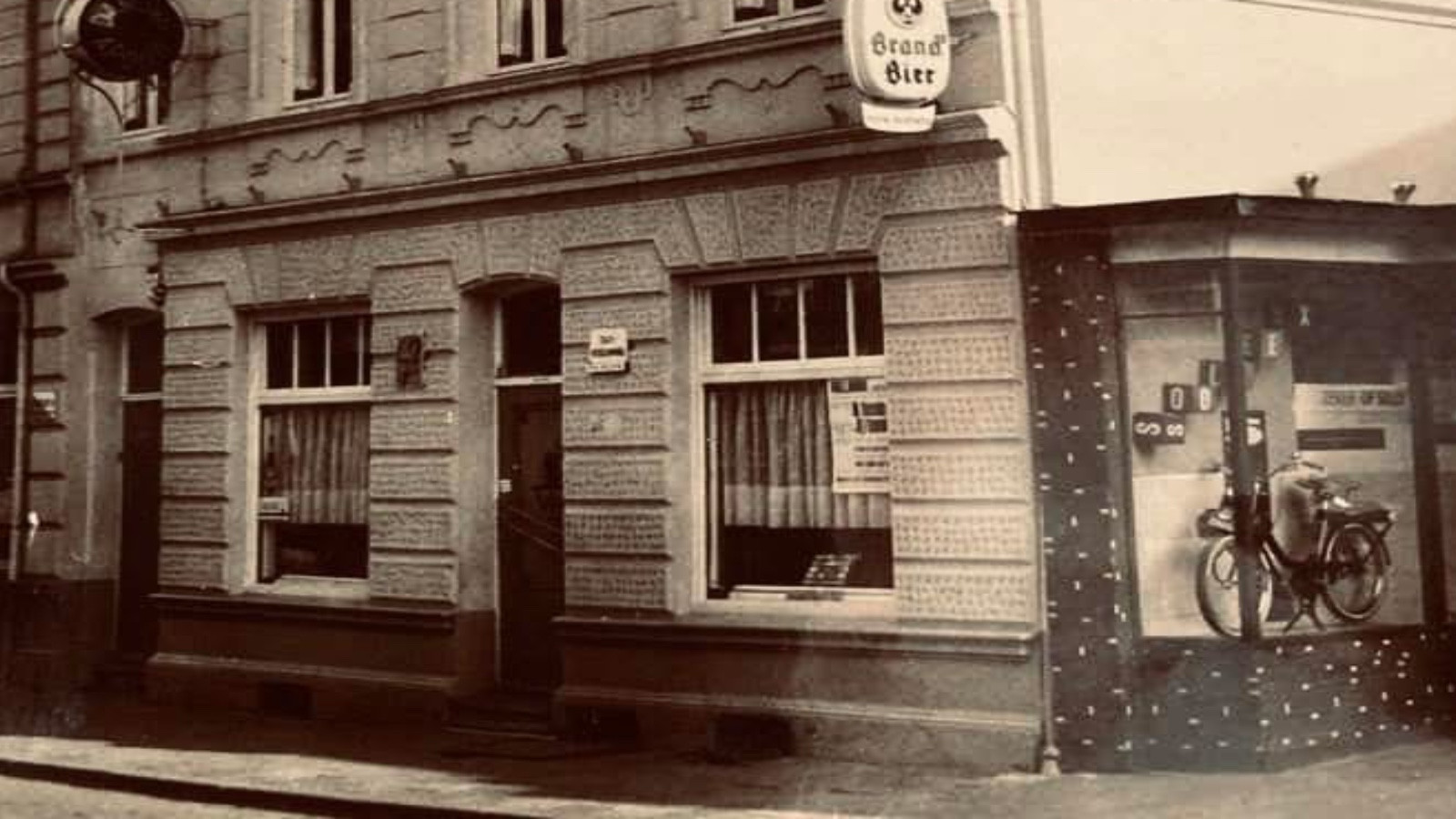 Café Apollo